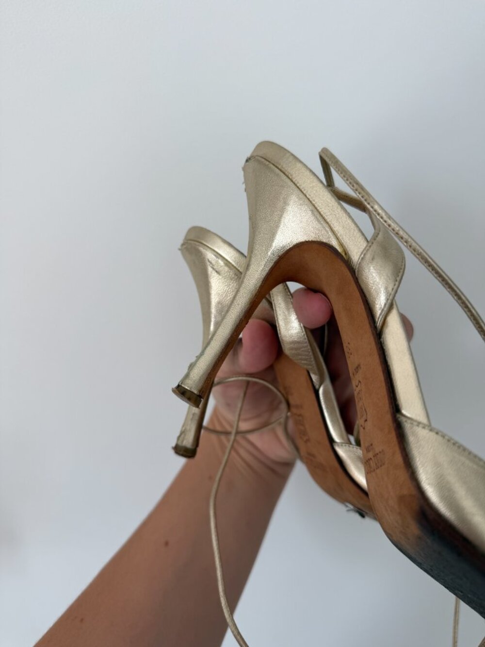 Jimmy Choo Gold Metallic Leather Lace Up Ankle Wrap Heels Size 38.5 - Picture 7 of 7